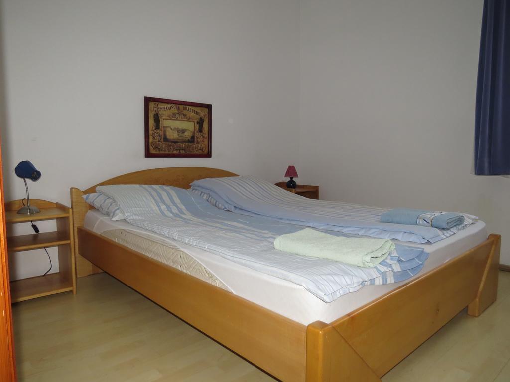 Bed and Breakfast Rezkakas Fogado Zirc Exterior foto